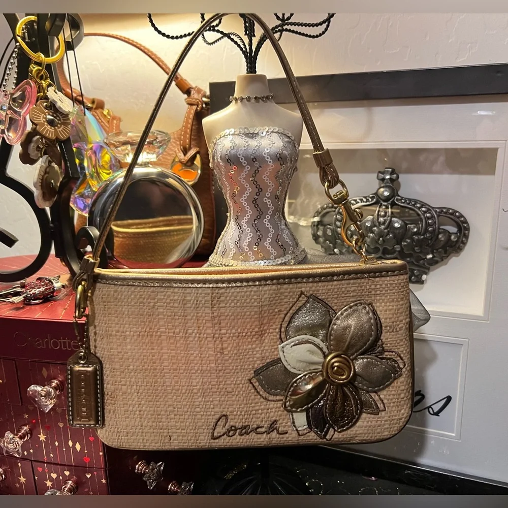 Coach Hampton Gold and Tan Woven Straw Wristlet w/ Flower Appliqué
